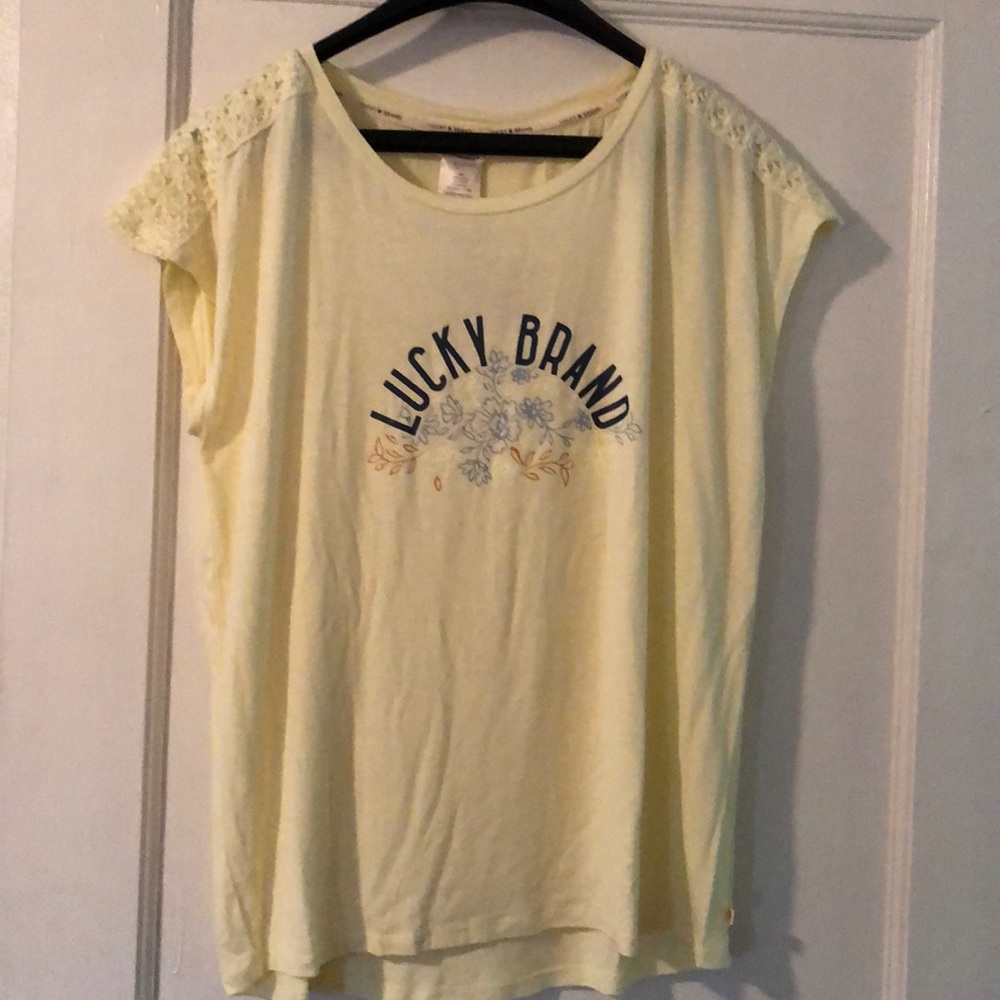 Lucky brand yellow night T-shirt